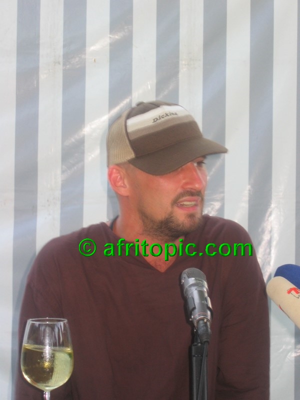 ../Images/AfricaFestival-28-29May05 213.jpg